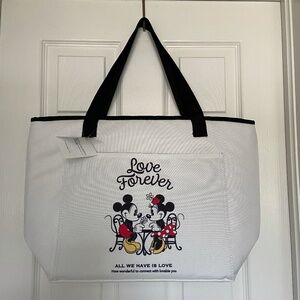 Japan Tokyo Disney Store Mickey and Minnie Cooler Bag // NWT